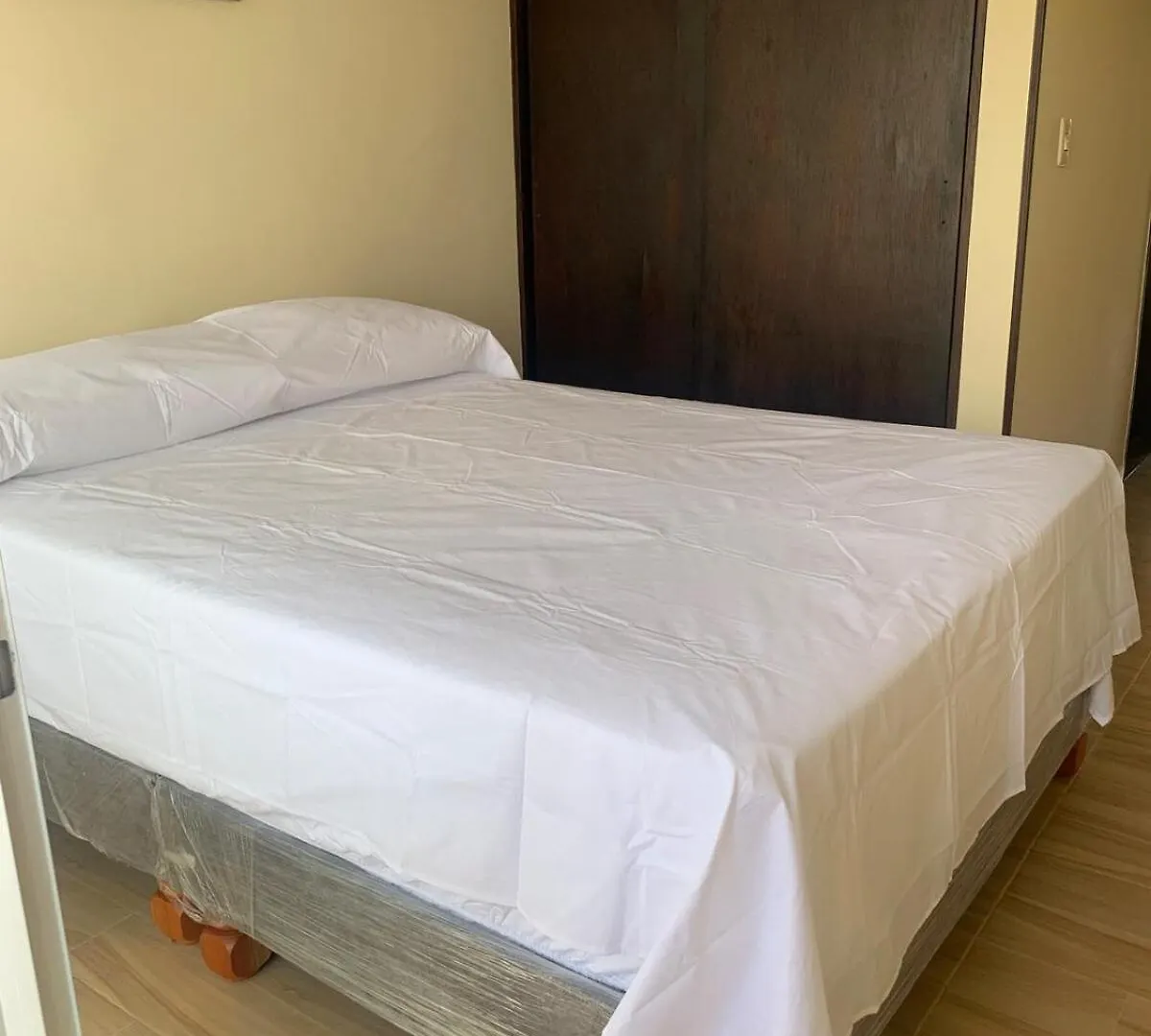 Lägenhet Apartaestudio 3 Piso Zona Sur Sector Residencial Cali